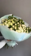 15 кустовых белых роз 2
