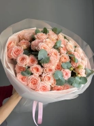 Букет из 15 кустовых роз &laquo; 15 Поцелуев&raquo; 4