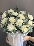 Цветы в коробке &laquo;Белоснежная нежность&raquo; 4