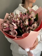 Букет из 7 розовых альстромерий &laquo;Лепестки любви&raquo; 4