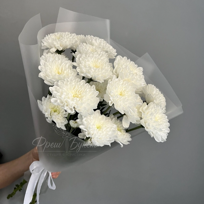 Букет из 3 кустовых хризантем &laquo;Три капли нежности&raquo;