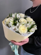 Букет с Пионовидной розой 1
