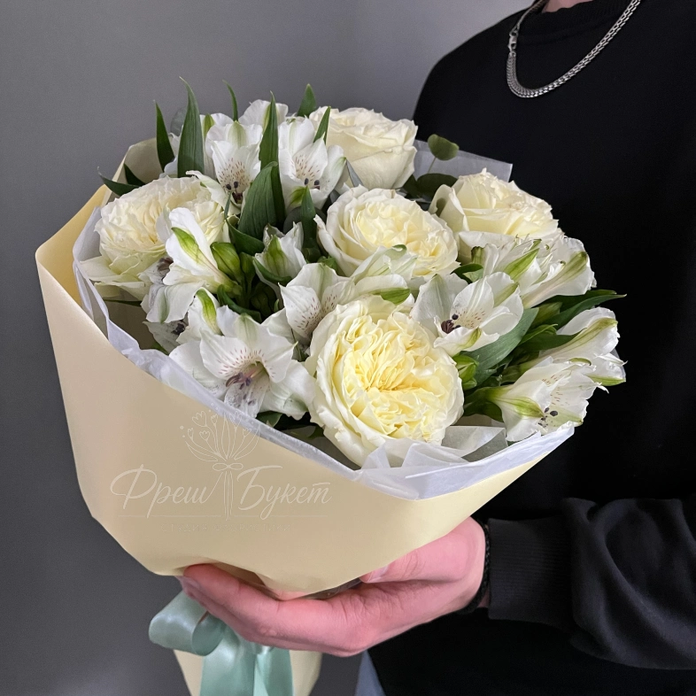 Букет с Пионовидной розой